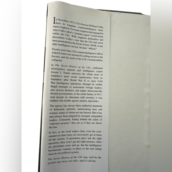 The Secret History of the CIA Hardback Book - Picture 3 of 4